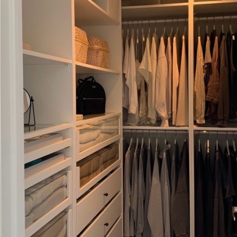 CLOSET CLEAN OUT UNLISTED